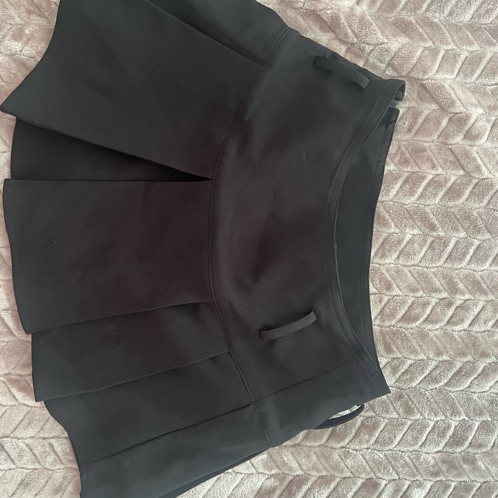 Elegant Black Mini Skirt
